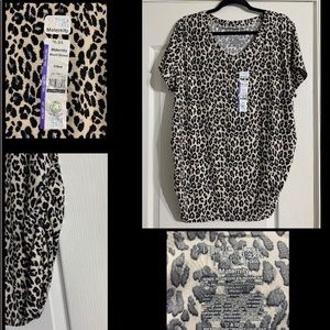 BNWT || Time & Tru Maternity Leopard Top || XXL
